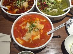 -渝是乎酸菜鱼(龙旗购物中心店)
