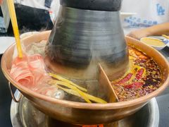 -楼外楼大刀肉传统火锅居(幸福街店)