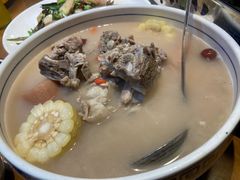 洪湖藕王炖鲜排-聚益堂万州烤鱼•江湖菜•小龙虾