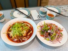 -汗腾格里·风味餐厅(新疆驻京办店)