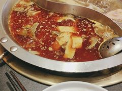 -沸炉重庆老火锅(军事博物馆店)