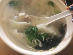 馄饨-宝光熏肉鞋底火烧(新街口店)