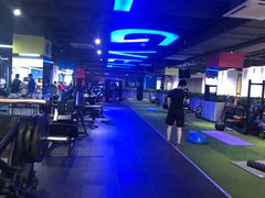 -锐菲特游泳体育健身中心(滨江店)