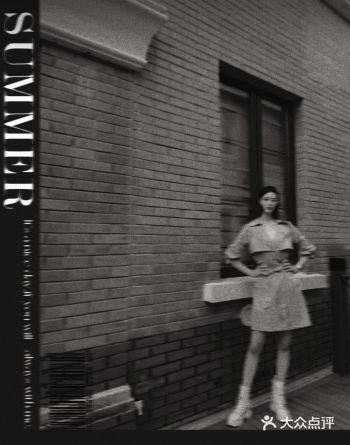 ️景点玩法：没啥玩法，就是穿套好看的衣服，带个会拍照