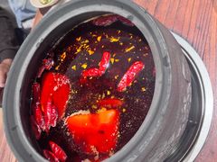 -郑记·古法黑砂锅串串(龙泉店)