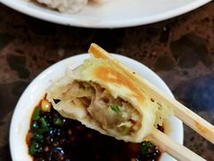 -周家大连水饺(美专校街店)