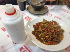 -堂瓦里·33年传统赣菜(第一街区店)