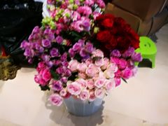 -谷莠子花艺气球派对·绿植造景·花艺沙龙(东海缤纷天地店)