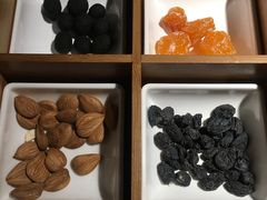 四格小食-九锅一堂酸菜鱼(新南凯德直营店)