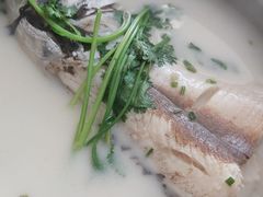 -天乐农家鱼头王(天目湖店)