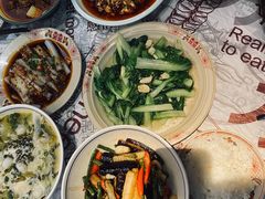 -耙吉吉川味小酒馆(本地人回头店)