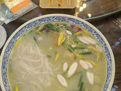 -香麒园·过桥米线·南湖雅宴