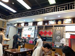 -黑白电视长沙小吃(美林M·LIVE天地东座店)