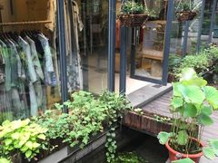 -泉乐坊步行街(烟酒特产平价超市店)