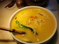 扬州大煮干丝-虫二酒肆(美罗城店)