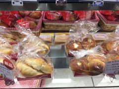 -红宝石·鲜奶小方·海派西点房(浦三店)