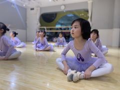 -炫艺舞蹈培训中心(枫尚奥特莱斯店)