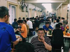 大堂-白鹤大冷面
