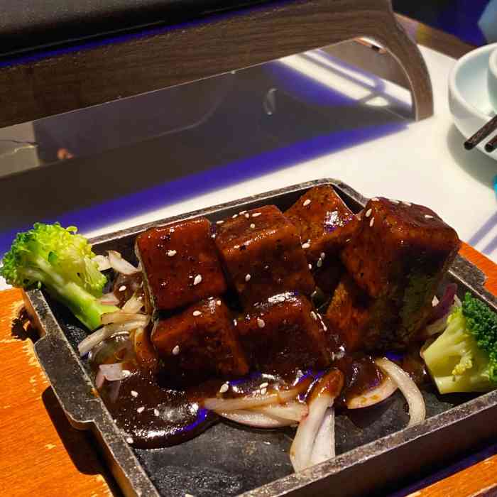 渔舟唱晚(富阳鹿山时代店)-"[薄荷]环境:干净清爽 很宽敞 装修风.