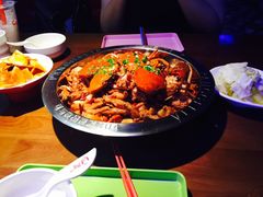 -胖哥俩肉蟹煲(济南世茂国际广场店)