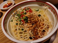 -八二小区抄手(龙湖上城天街店)