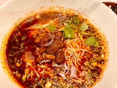 -李与白包子铺(桐梓林店)