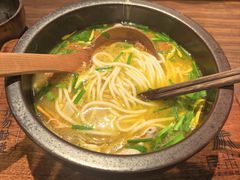 -良米山·云南野生菌过桥米线(上海首店)