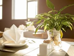 餐饮-西安大雁塔科技大学地铁站亚朵酒店