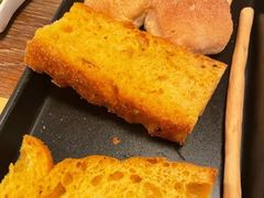 餐前面包蒜黄油-安妮意大利餐厅(国贸店)