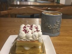 -云朵上的鱼(莘庄店)