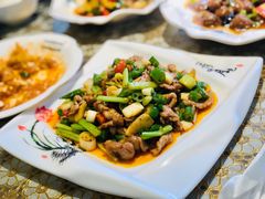 芳芳小炒肉-芳芳餐厅(白沙路店)