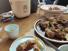 -有红鸡毛店·川菜(建设路店)