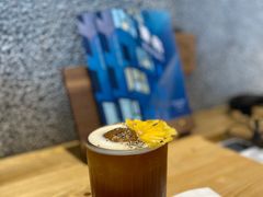 躺下来-MQ COFFEE STAND明谦(新洲店)