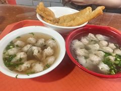 -张阿三馄饨店