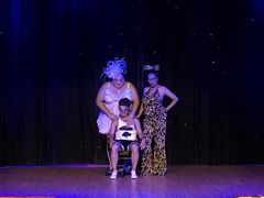 -金东尼人妖秀