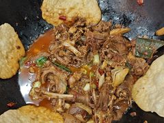 -鲁员外地锅鸡地锅鱼(古墩路店)