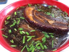 -小龙大肉面馆