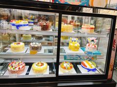 -皇冠幸福里动物奶油生日蛋糕(万达店)