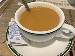 驰名丝袜奶茶-茶港·点心·啫啫煲(范湖万达广场店)