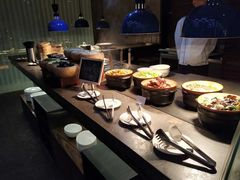 -BLU 全日制餐厅(上海安曼纳卓悦酒店)