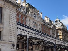 -维多利亚火车站