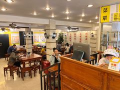 大堂-三两春肚肺汤(崂山路店)