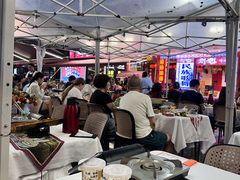 -刘姐啤酒鱼民族演艺餐厅(西街总店)