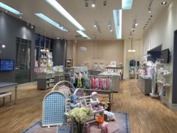 点击看大图 -丽婴房(七莘路店)