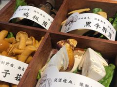 -椰子湾·海南火锅·糟粕醋·椰子鸡(正大广场店)