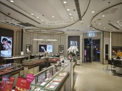 -周生生Chow Sang Sang(新世界店)