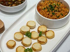 -品海楼·大连海胆锅贴馆(东港店)