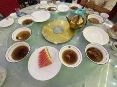 -国俊八大碗饭店