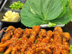 -臻牛烤肉