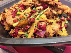 香辣干锅牛蛙-老佛爷正宗铜炉蛙锅(五道口店)